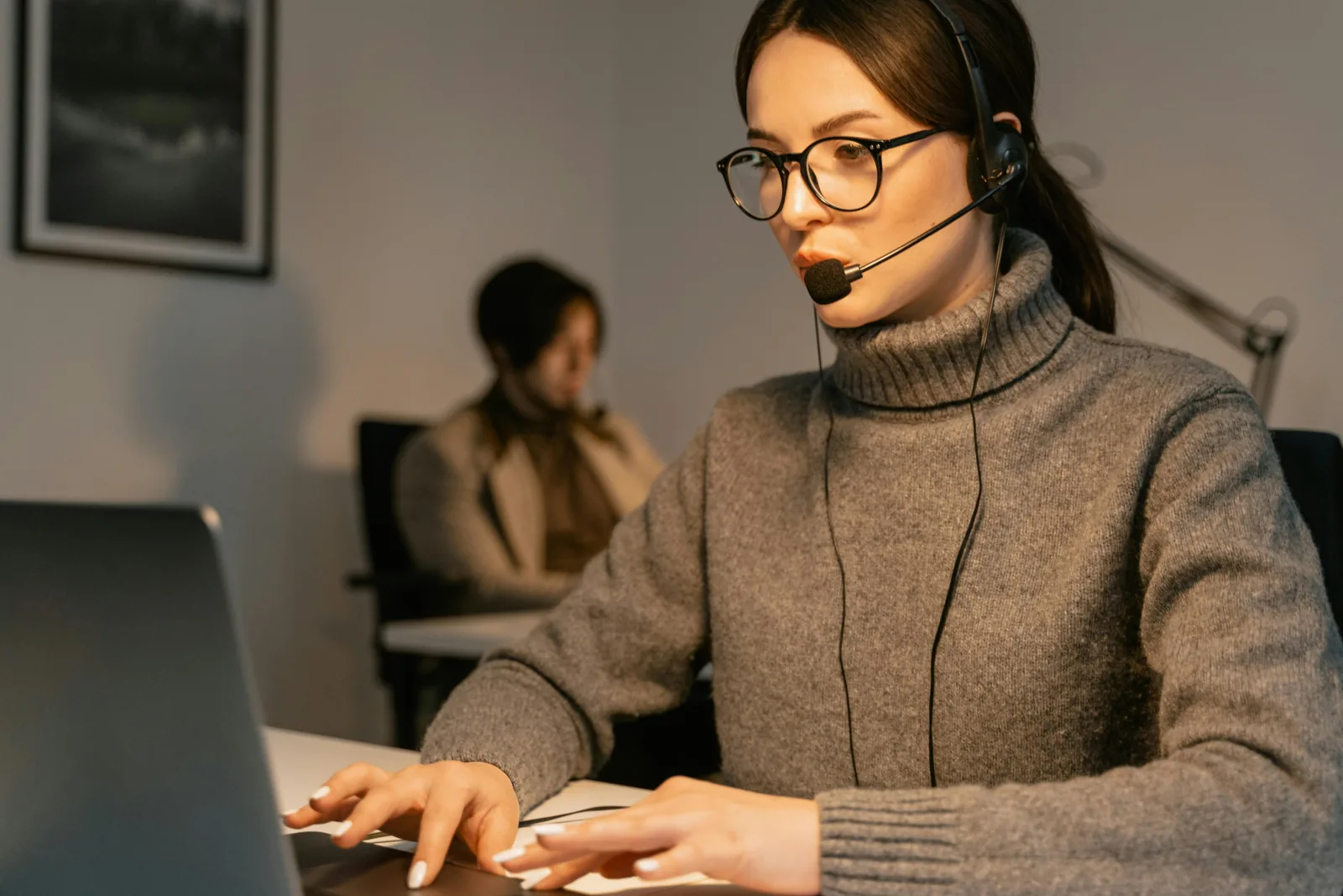 Operator reviewing an account-resolution call