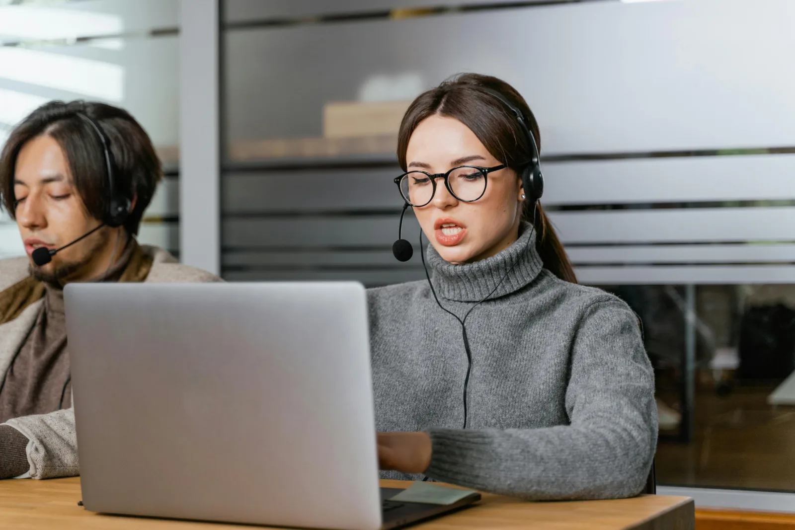 Operators handling follow-up calls